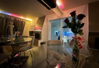 L  Incanto Suite Spa has Balcony rooms