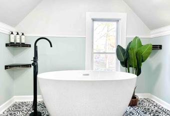 Spa-like bath AC WALK to UR&Strong In-unit laundry has Balcony rooms