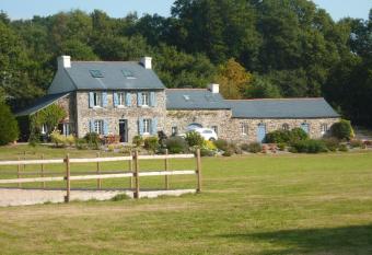 Gite   questre du Dourdu has Balcony rooms
