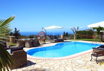 Villas Goudis has Balcony rooms