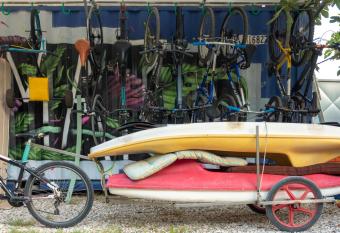 Himara Hostel allows 18 year olds to book a room