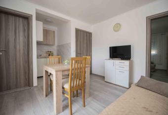 Apartment Miske has Balcony rooms