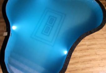 Sun and Shade has rooms with a private hot tub