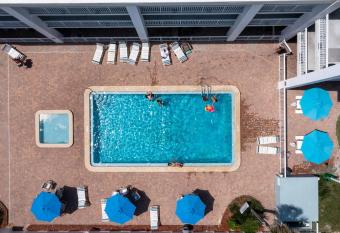 Pineapple Pad Studio At Coastal Waters 105 has Balcony rooms