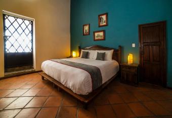 Collection O Al otro lado del rio, Puebla allows 18 year olds to book a room
