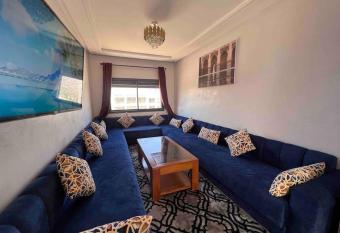 Beachfront surfers paradise has Balcony rooms
