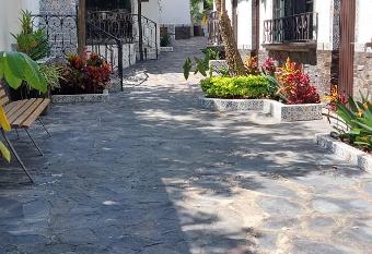 Casa Yollotzin has Balcony rooms