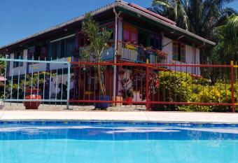 Finca Hotel El Bonsai allows 18 year olds to book a room