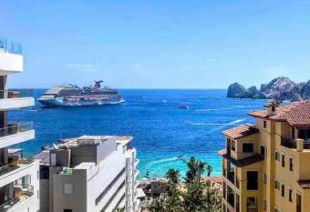 2BD & 2BA One Medano Beach Kathys Home allows 18 year olds to book a room