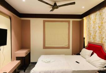 Hotel The Palassio has Balcony rooms