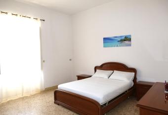 Casa Pascoli has Balcony rooms