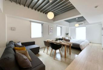 bHOTEL Arts Dobashi - Studio Apt for 6 Ppl Near Peace Park allows 18 year olds to book a room