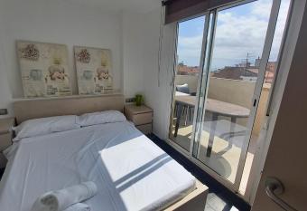 Atico allows 18 year olds to book a room