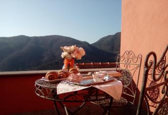 Contrada has Balcony rooms