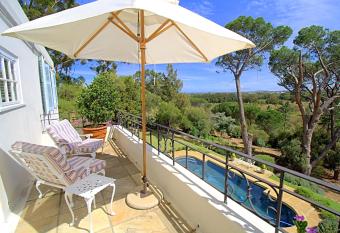 Morton Manor allows 18 year olds to book a room