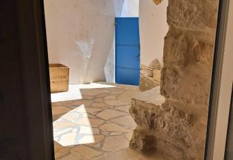 Ai cento scalini has rooms with a private hot tub