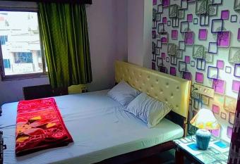 Shree Krishna Hotel has Smoking/Balcony rooms