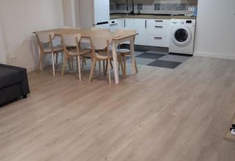 Piso exclusivo en Getafe centro allows 18 year olds to book a room