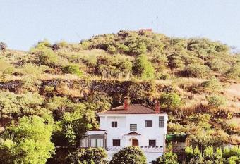 Habitaciones con vistas has Balcony rooms