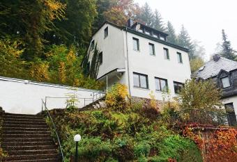 Ferienwohnung Haus Sch  neck has Balcony rooms