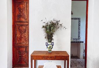 Casa Shiva - Hacienda B&B has Balcony rooms