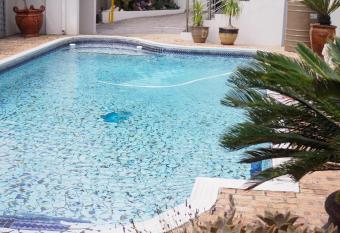 The Palace Guest House has Balcony rooms