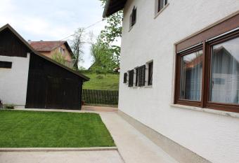 Apartment Paula has Balcony rooms