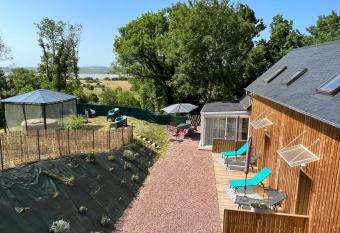 Les maisons du phare has Balcony rooms