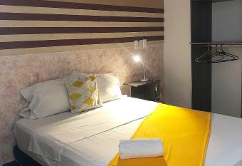 Hotel Alcuara allows 18 year olds to book a room