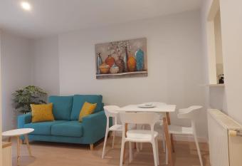 Apartamento Silleda Confort has Balcony rooms