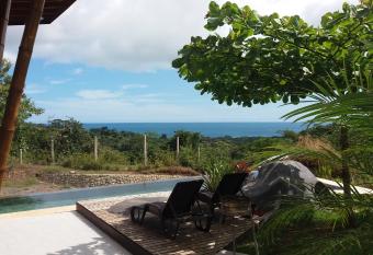 Eden Tica Lodge has Balcony rooms