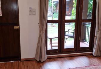 MILLET S FOOD COMPANY AND COOKING CENTER allows 18 year olds to book a room