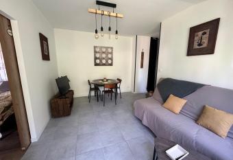 AnthologyBis has Balcony rooms