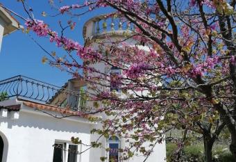 Villa Rapunzel has Balcony rooms