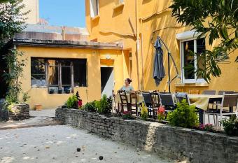 La Maison TILIA has Balcony rooms