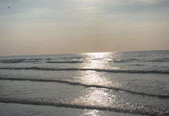 Un air de vacances allows 18 year olds to book a room