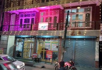 Hotel Vasudev Inn has Smoking/Balcony rooms