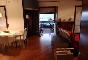 Attico in pieno centro has Balcony rooms