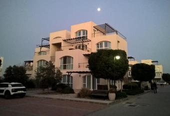 Aphrodite Beachfront Apartment - North Cyprus allows 18 year olds to book a room