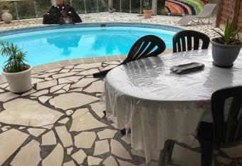 Appartement dans propri  t   reposante has Balcony rooms