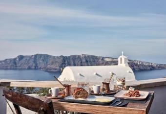 Caldera White Suite allows 18 year olds to book a room