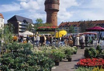 FEWO Wohnung 2 An der M  hle Am Wochenmarkt 2 Wohnschlafzimmer 3 Stock has Balcony rooms