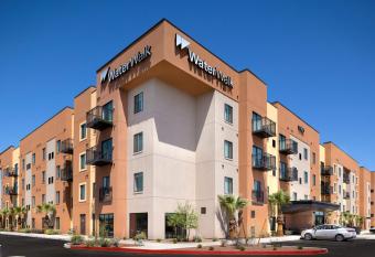 WaterWalk Extended Stay by Wyndham Jacksonville Deerwood Pk allows 18 year olds to book a room