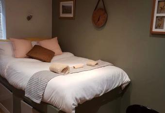 Affordable Flats - Derby City Centre allows 18 year olds to book a room