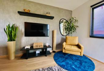 Chal   Imperial 111 allows 18 year olds to book a room