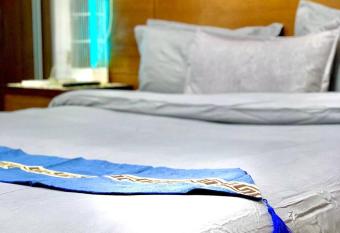 Amir Palace Hotel has Smoking/Balcony rooms