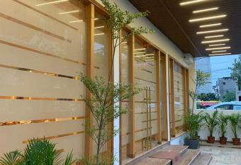 Alba Inn, Indore has Balcony rooms