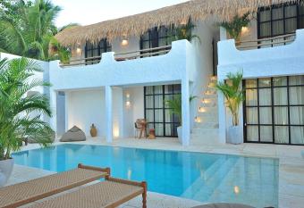 Amara Uluwatu allows 18 year olds to book a room