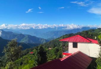 Kanatal Basera has Balcony rooms