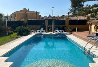 Casa Beatriz has Balcony rooms